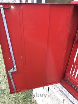 1973 Snap-On Tools Wall Cabinet KRA-270A & VEV1024 Apprentice Tool Set Board