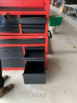 Milwaukee 46 In. 16-Drawer Steel Tool Chest Cabinet Set in Black (Read Desc.)