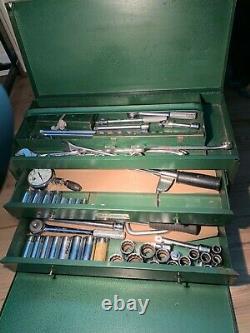 S-K TOOLS Vintage 100-piece ratchet and wrench set in steel cabinet