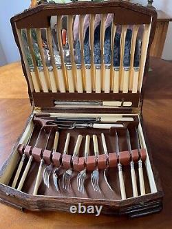 Thomas Turner ENCORE 27 Piece Fish Cutlery Set withLovely Turner Cutlery Cabinet