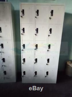 Système De Rangement Pour Compartiment En Acier Cabinet / Locker Lock Set / Intégré